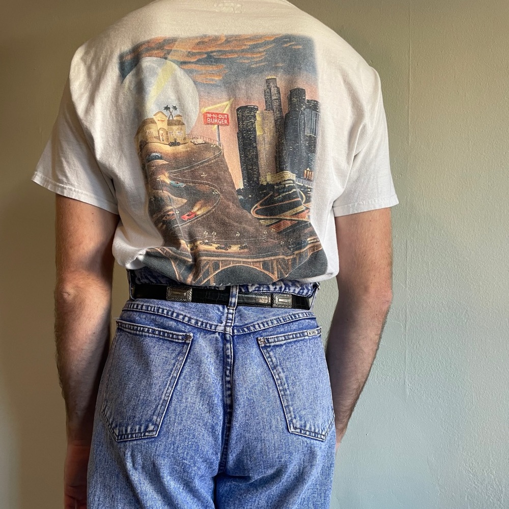 Vintage “IN-N-OUT BURGER”  T-shirt